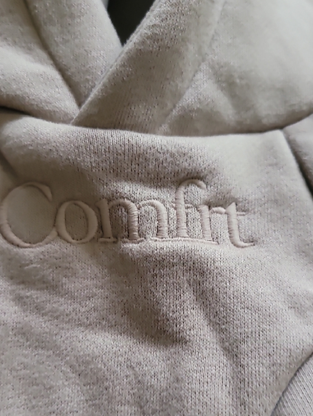 Comfrt Signature Paw Hoodie In Bone, Size Medium NWOT - Picture 9 of 9